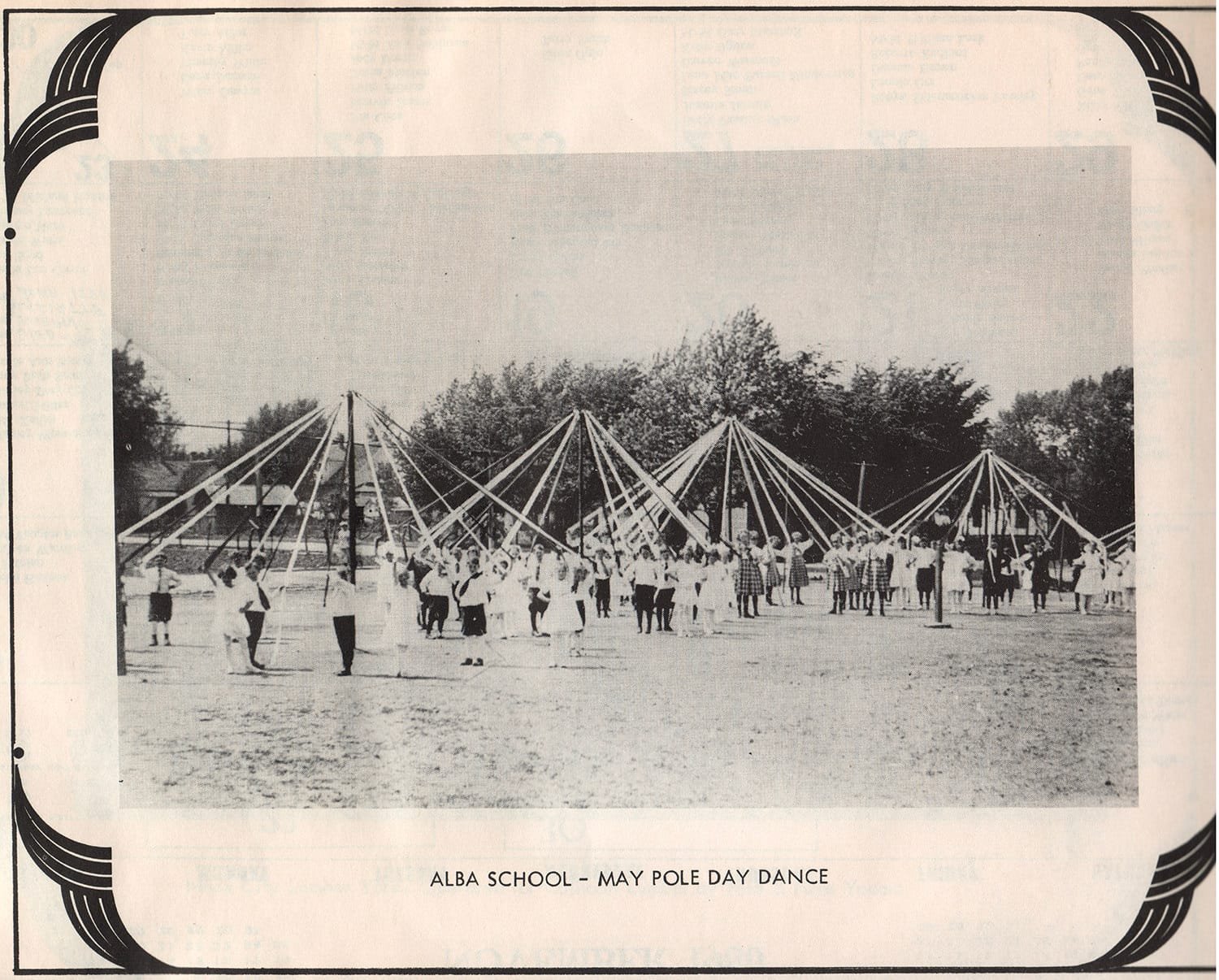 1980_TriCity_Calendar (12) may pole